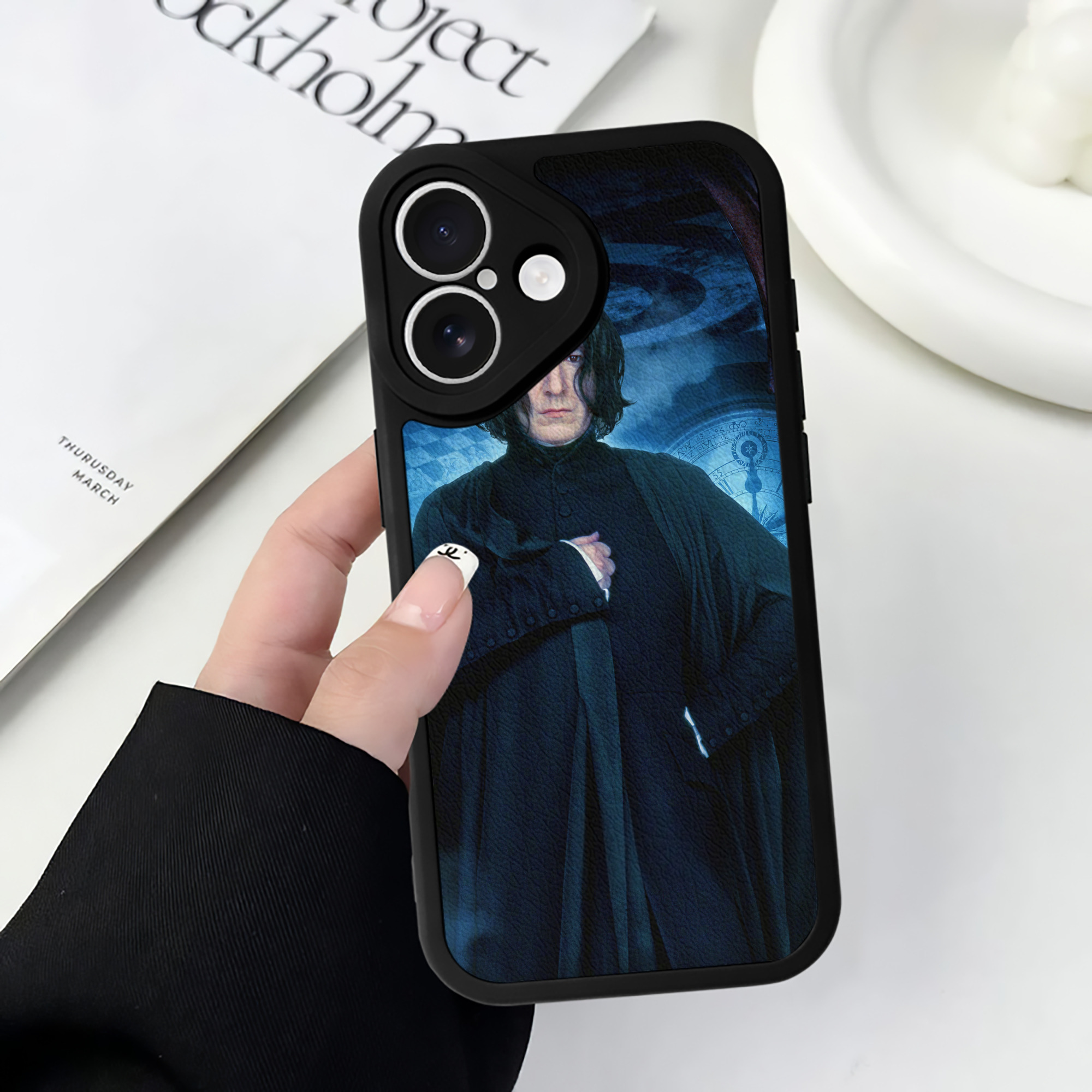 （画像用） Harry Potter ハリー・ポッターシリーズ 【iPhone 16シリーズ対応】シリコンスマホケース（レザー調） 材質：シリコン
